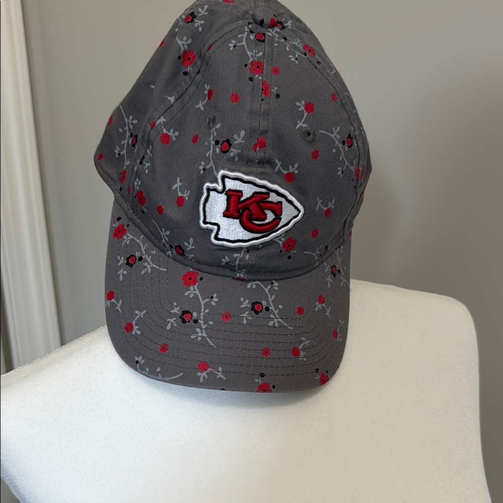 New Era Gray and Red Kansas City Chiefs Hat